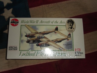 Airfix 02088  Lockheed P-38H Lighting '' Fighter Aces''